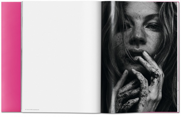 buendchen_gisele_trade_fo_gb_open012_05311_1511101055_id_1012701 Gisele Bündchen – TASCHEN (XL Koffietafelboek)